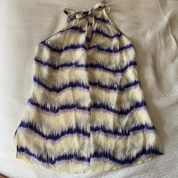 Ellie Kai High Neck Top - Picture 3 of 4